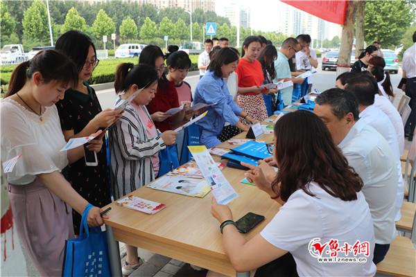 欲钱看癞虾蟆跳水井是什么生肖,警惕虚假宣传,全面解答解释落实