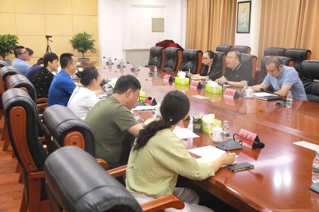 欲钱看癞虾蟆跳水井是什么生肖,警惕虚假宣传,全面解答解释落实